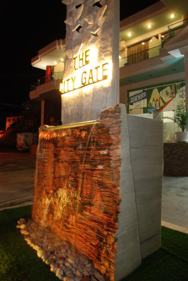 The City Gate Hotel Sarandë Exterior foto